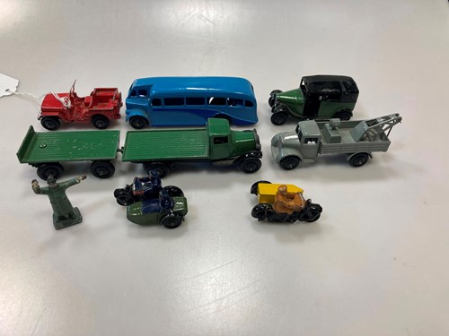 Lot 160 - Dinky Toys: 2 early saloon cars, green flatbed...