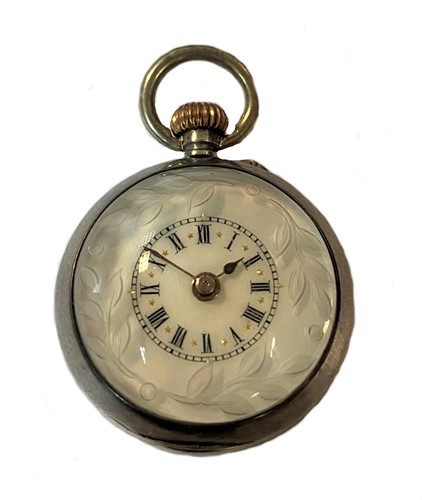 Lot 251 - Monnier & Frey - A 'bullseye' glass ball pendant watch