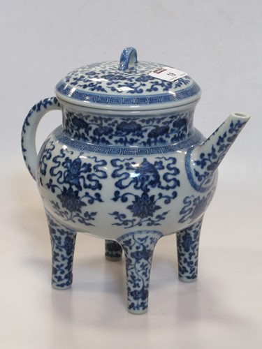 Lot 19 - A chinese blue and white teapot marks of Chien-...