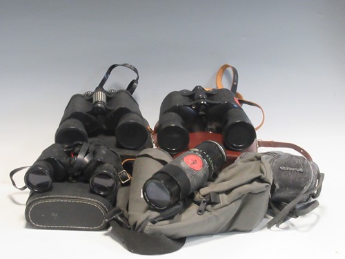 Lot 66 - A collection of various binoculars to include...