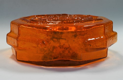 Lot 9 - Geoffrey Baxter for Whitefriars, a large tangerine glass ‘Banjo’ vase
