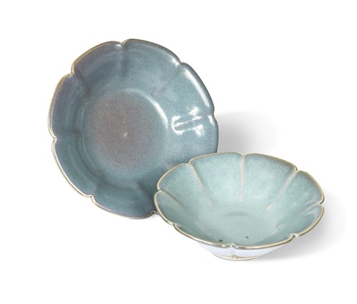 Lot 31 - Charles Vyse (British, 1882-1971), Chelsea, two stoneware dishes