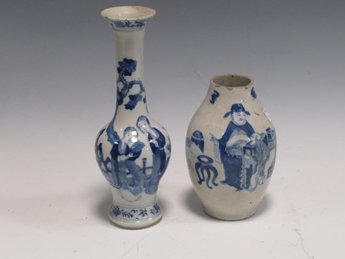 Lot 16 - A Chinese blue and white vase decorated with...