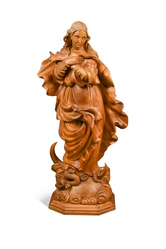 Lot 499 - A Continental carved limewood or sycamore figure