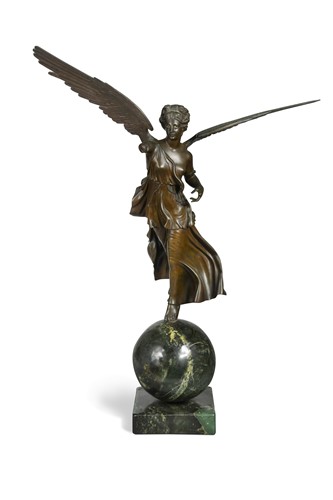 Lot 450 - A bronze figure of Victory, 19th century