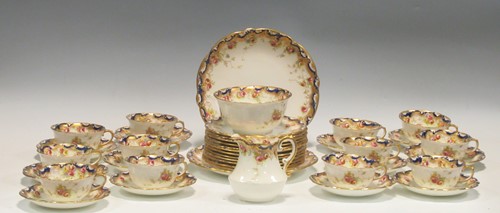 Lot 105 - Aynsley Tea Set 40 pieces with Aynsley Cottage...