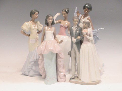 Lot 25 - Lladro wedding figurines, all from the Black...