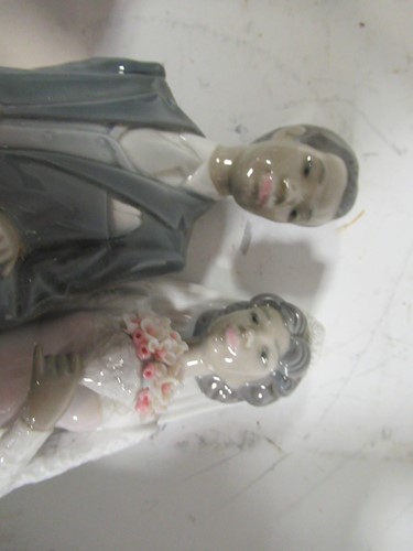 Lot 25 - Lladro wedding figurines, all from the Black...