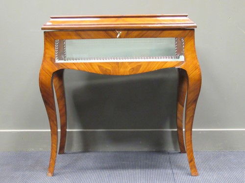 Lot 524 - A late 19th century walnut and glazed display...