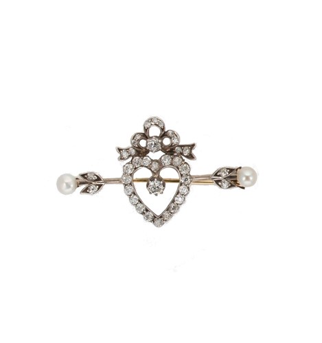 Lot 183 - A Victorian diamond and pearl bar brooch