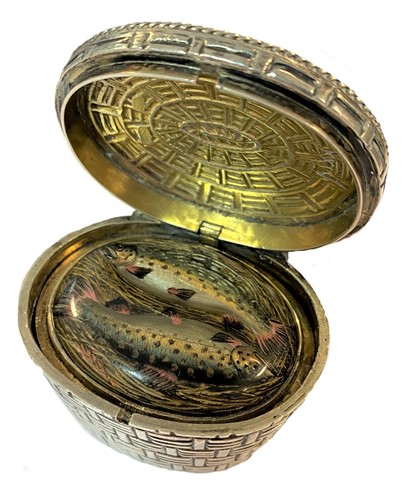 Lot 377 - A Victorian trompe l'oeil silver matchsafe box