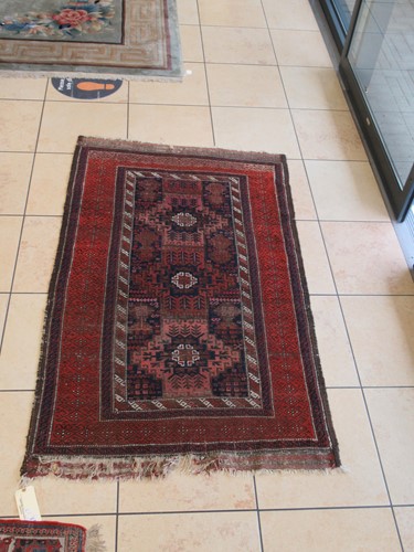 Lot 705 - Bokhra rug, 178 x 107cm