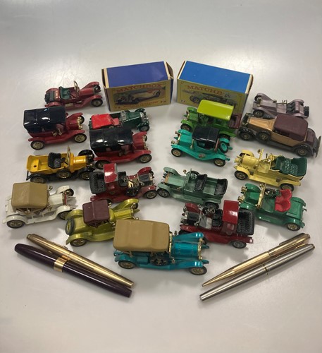 Lot 194 - Matchbox Models of Yesterday cars including 2...