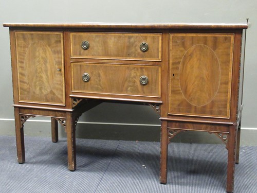 Lot 680 - A 20th century crossbanded mahogany sideboard...