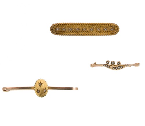 Lot 188 - A trio of early 20th century brooches