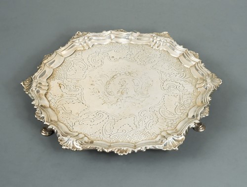 Lot 476 - A George II silver waiter