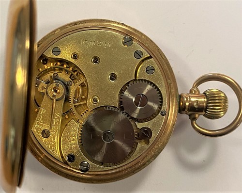 Lot 276 - Omega - A 9ct gold half hunter pocket watch
