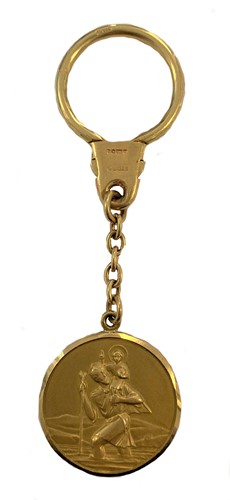 Lot 428 - A 9ct gold key ring with St Christopher medallion