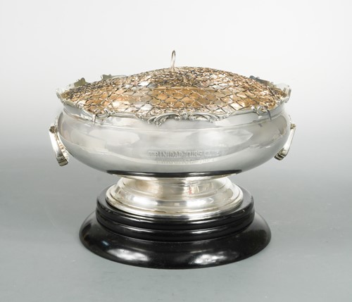 Lot 579 - A mid 20th century silver rose bowl and stand