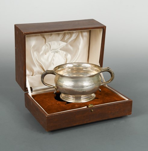 Lot 574 - A George VI silver two handled bowl