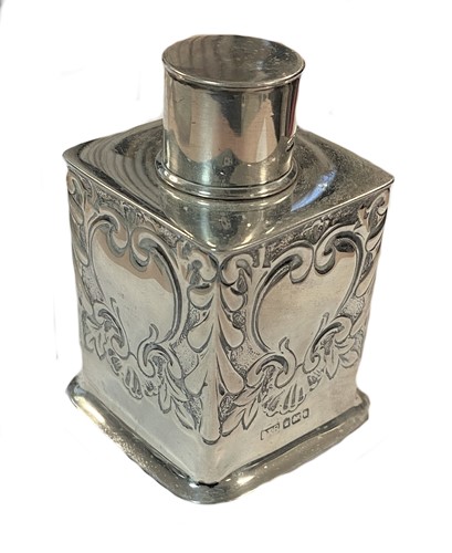 Lot 393 - An Edward VII miniature silver tea canister