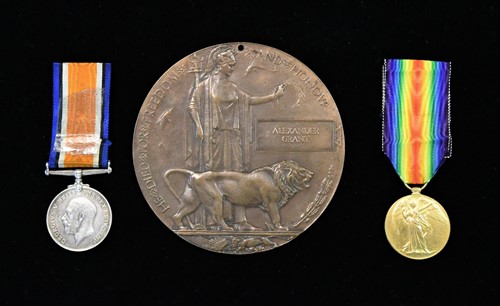 Lot 119 - A World War I death plaque to Alexander Grant