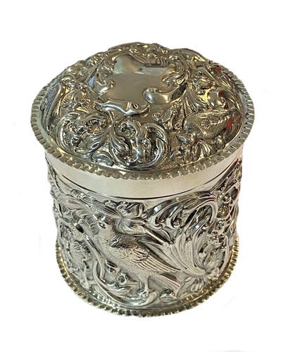 Lot 350 - A Victorian silver dressing table cannister