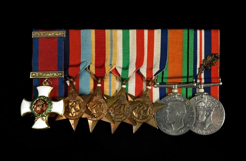 Lot 127 - A group of World War II Service medals