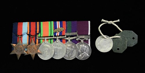 Lot 139 - A group of World War II medals