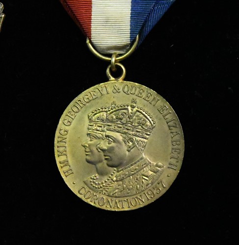 Lot 89 - Masonic Interest, a group of Silver gilt ‘Colombo Lodge’ medals