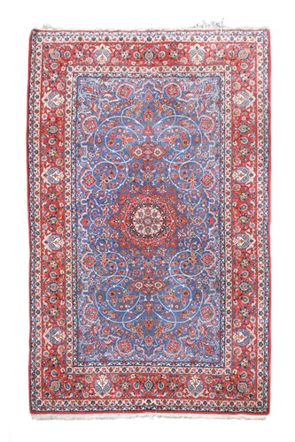Lot 380 - An Isfahan carpet, mid 20th century