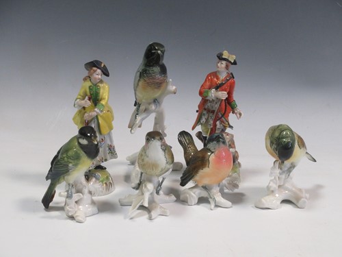 Lot 3 - A pair of Dresden figures and 5 Karl Ens birds