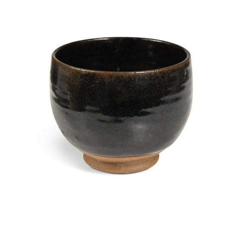 Lot 68 - Norah Braden (British, 1901-2001), a small stoneware bowl