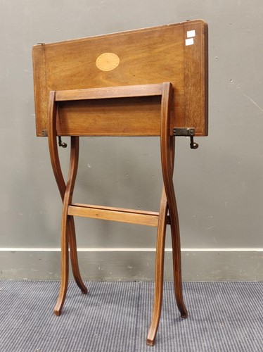 Lot 739 - An Edwardian inlaid mahogany folding carriage...