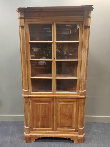Lot 714 - A 19th century pine floor standing corner...