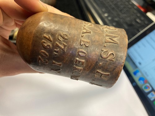 Lot 105 - A large collection of clay and wooden pipes...