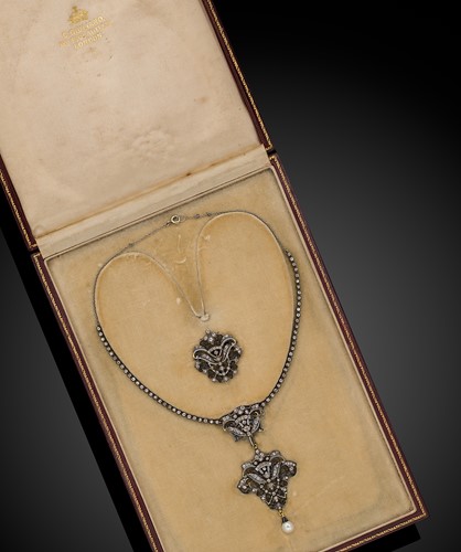 Lot 232 - Carlo Giuliano - A diamond and pearl necklace and brooch en suite