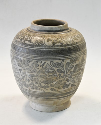 Lot 179 - A Thai Sawankhalok pottery vase, 15th/16th century