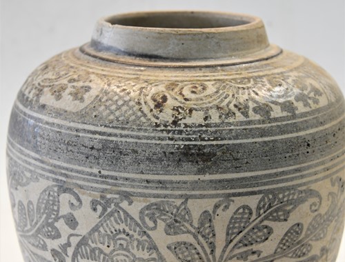Lot 179 - A Thai Sawankhalok pottery vase, 15th/16th century