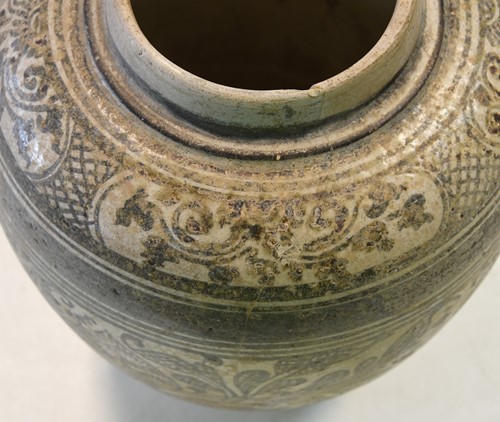 Lot 179 - A Thai Sawankhalok pottery vase, 15th/16th century