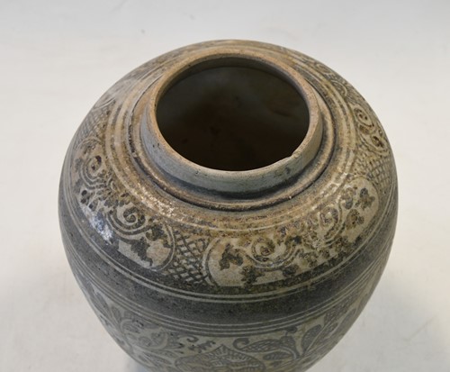Lot 179 - A Thai Sawankhalok pottery vase, 15th/16th century