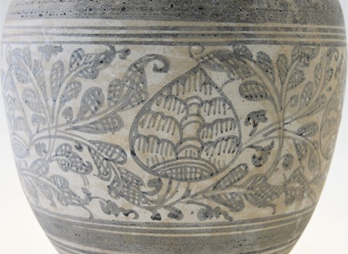 Lot 179 - A Thai Sawankhalok pottery vase, 15th/16th century