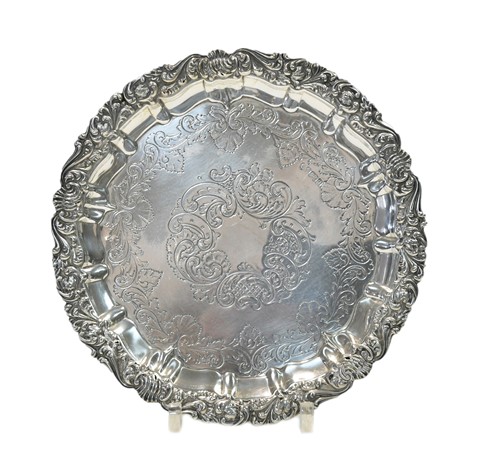 Lot 581 - A Victorian silver waiter