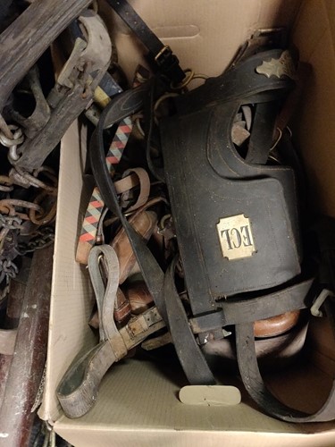 Lot 761 - A collection of horse related equipment to...
