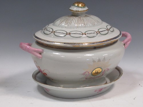 Lot 9 - An 'American states' decorated tureen, cover...