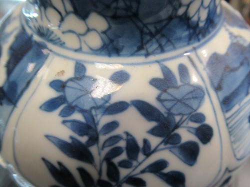 Lot 5 - Two Chinese blue & white vases, 19th century;...