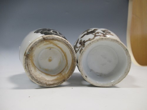 Lot 4 - Chinese ceramics 18th/19th century, to include...