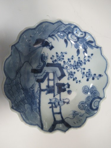 Lot 4 - Chinese ceramics 18th/19th century, to include...