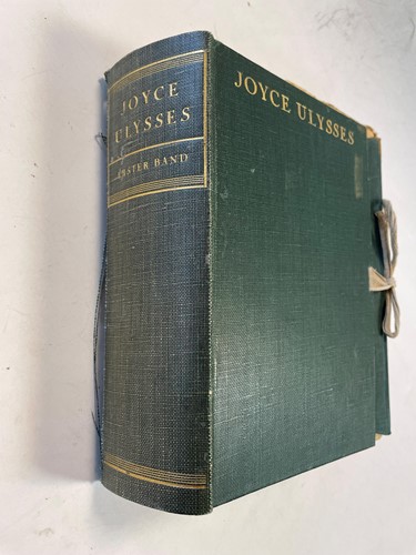 Lot 407 - JOYCE (James) Ulysses, 5th printing, Paris:...