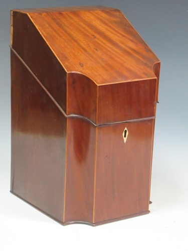 Lot 121 - A George III mahogany knife box with box wood...